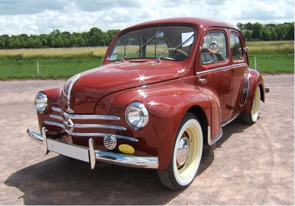 Renault 4CV 1946